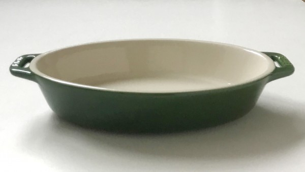 Auflaufform Keramik, basilikumgrün grün, glänzend oval L mit Griff 28