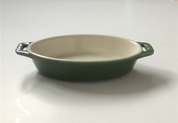 Auflaufform klein Keramik, basilikumgrün grün, glänzend oval 21,5 cm