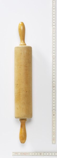 Nudelholz Teigroller aus Holz, 42,5 cm inkl. Griffe, alt, glatt